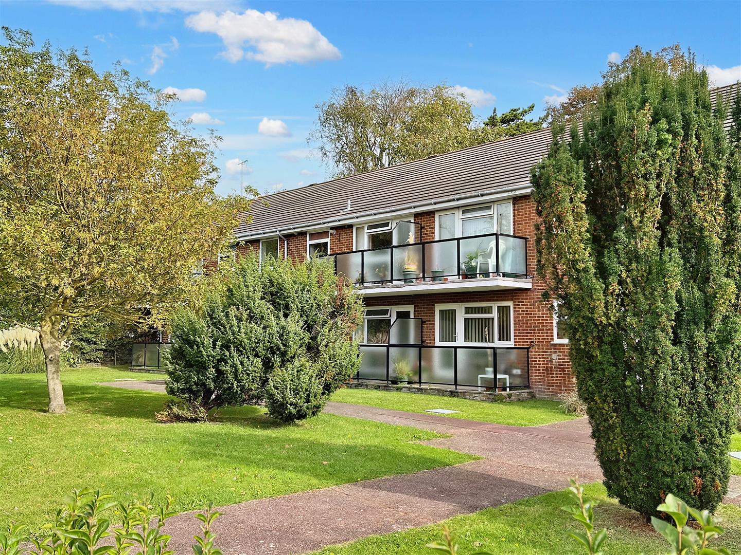 Property Details for Shortdean Place Eastbourne BN21 1SA Town